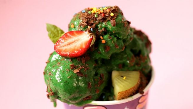 go to Vegane Eiscreme: Matcha-Verführung